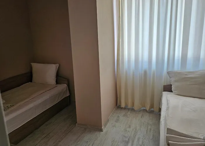 Sineva Апартамент *