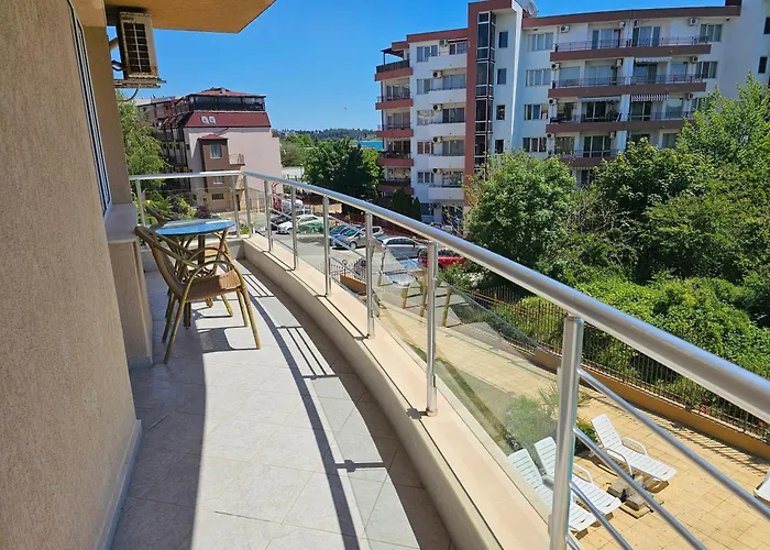 Sineva Апартамент