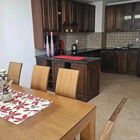 Апартамент Sineva